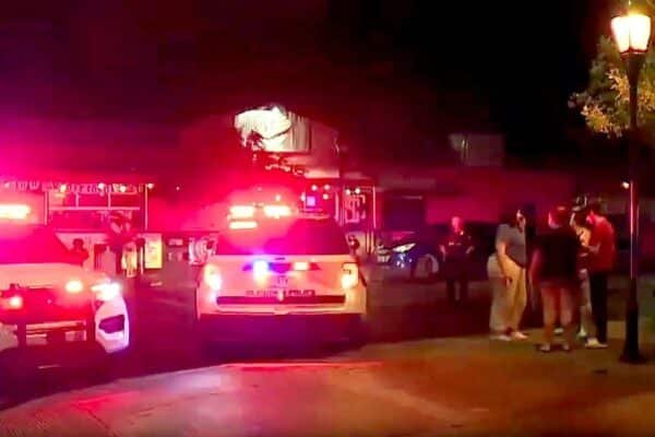 3 killed, 5 injured in shooting in Glendale, Arizona, restaurant: Police 3 killed, 5 injured in shooting in Glendale, Arizona, restaurant: Police
