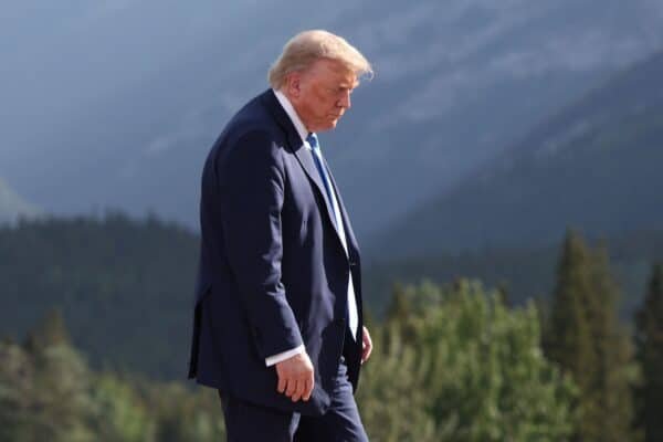 Diplomatic advance or military action: Trump's choice in Iran?: Analysis