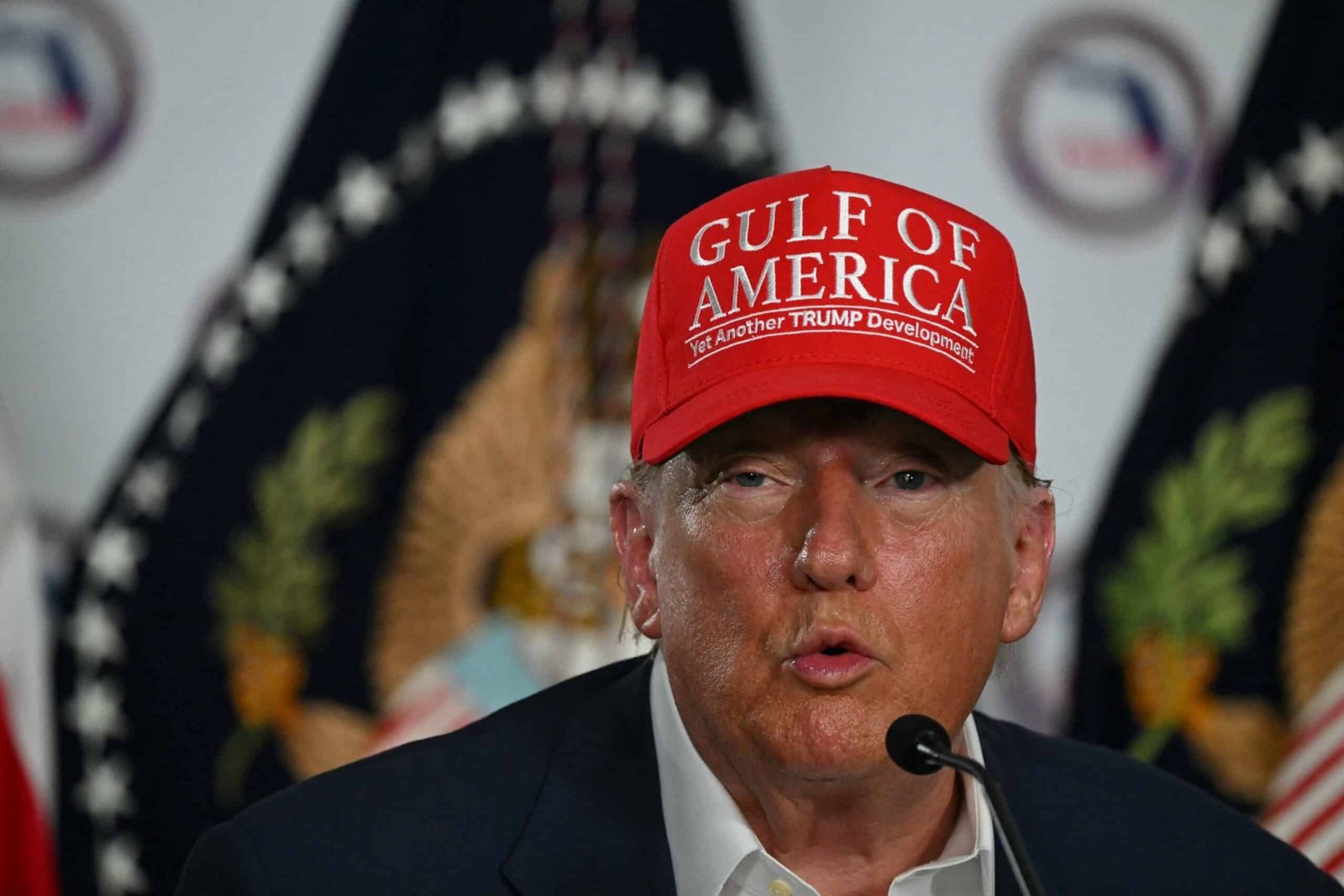 Trump threatens to arrest the leader of the Mayor's Office of New York, Zohran Mamdani, if he challenges ice operations
